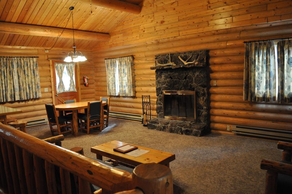Villa 320 Guest Ranch Gallatin Gateway Camera foto