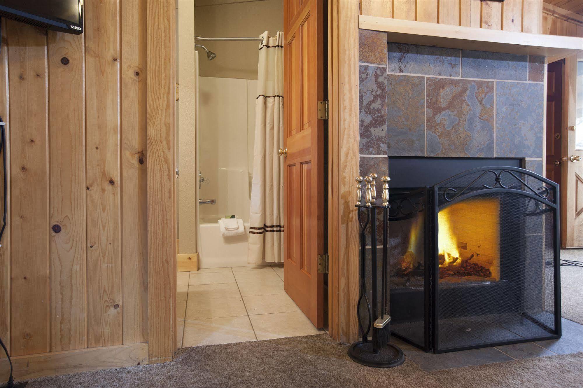 Villa 320 Guest Ranch Gallatin Gateway Esterno foto