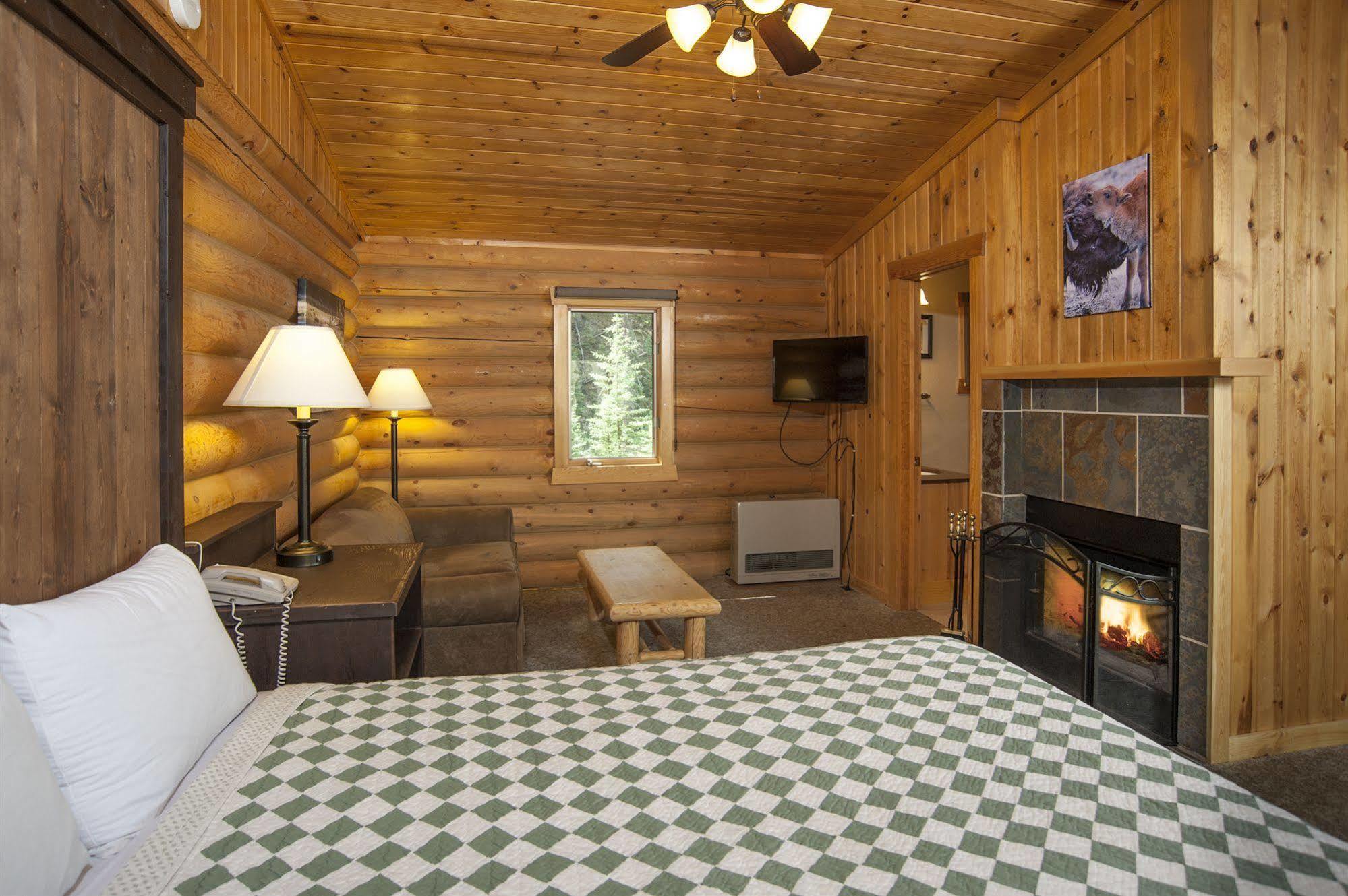 Villa 320 Guest Ranch Gallatin Gateway Esterno foto